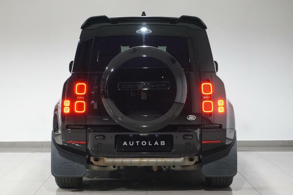 Land Rover Defender 110 2.0 P400e 15.4Kwh Black #5