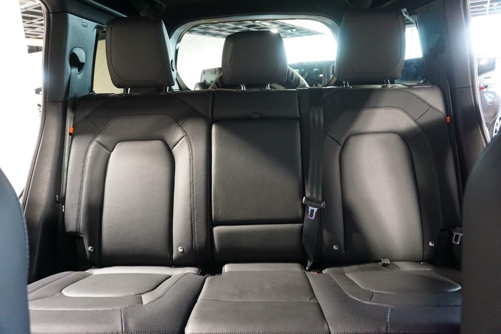 Land Rover Defender 110 V8 Carpathian Edition Grey #8