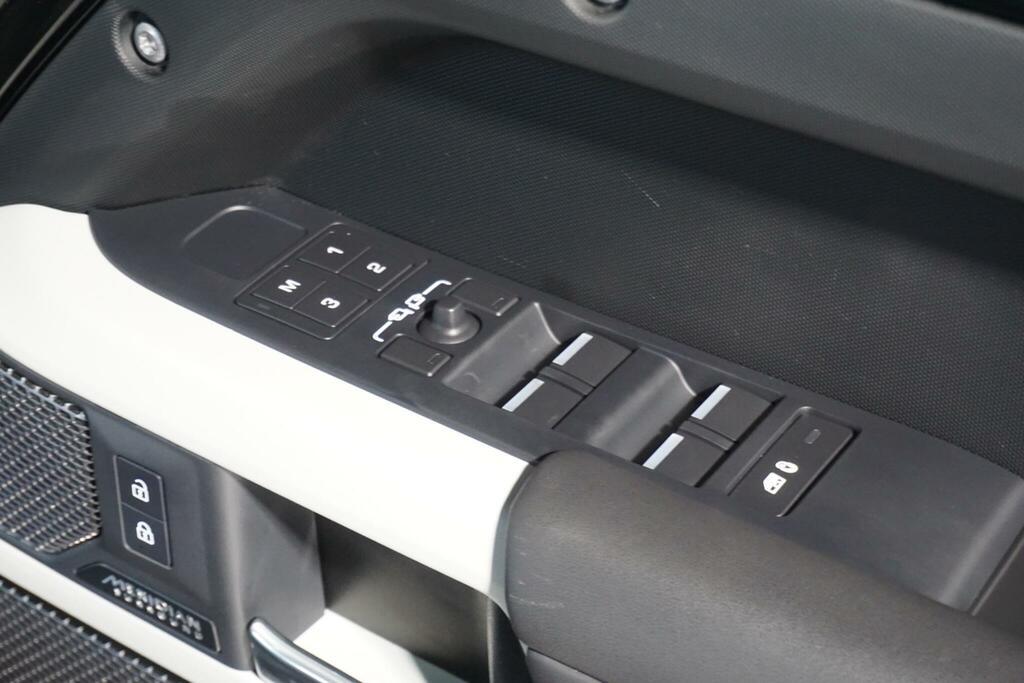 Land Rover Defender 110 V8 Carpathian Edition Grey #61