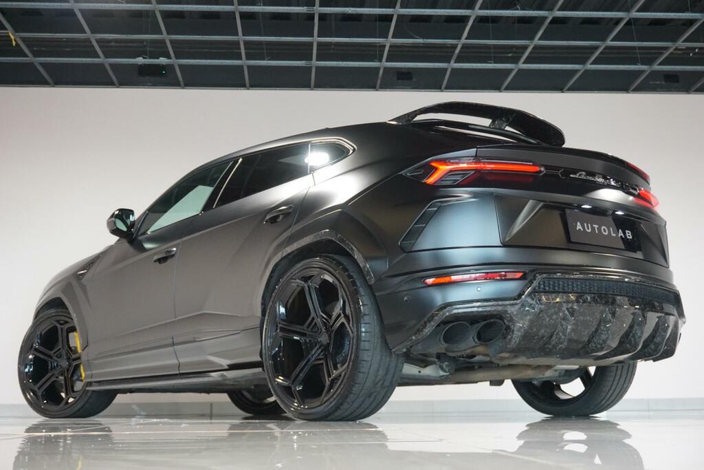 Lamborghini Urus Hatchback Orange #30