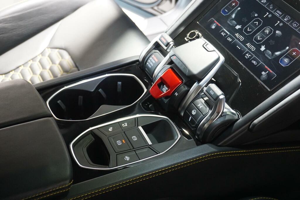 Lamborghini Urus Hatchback Orange #64