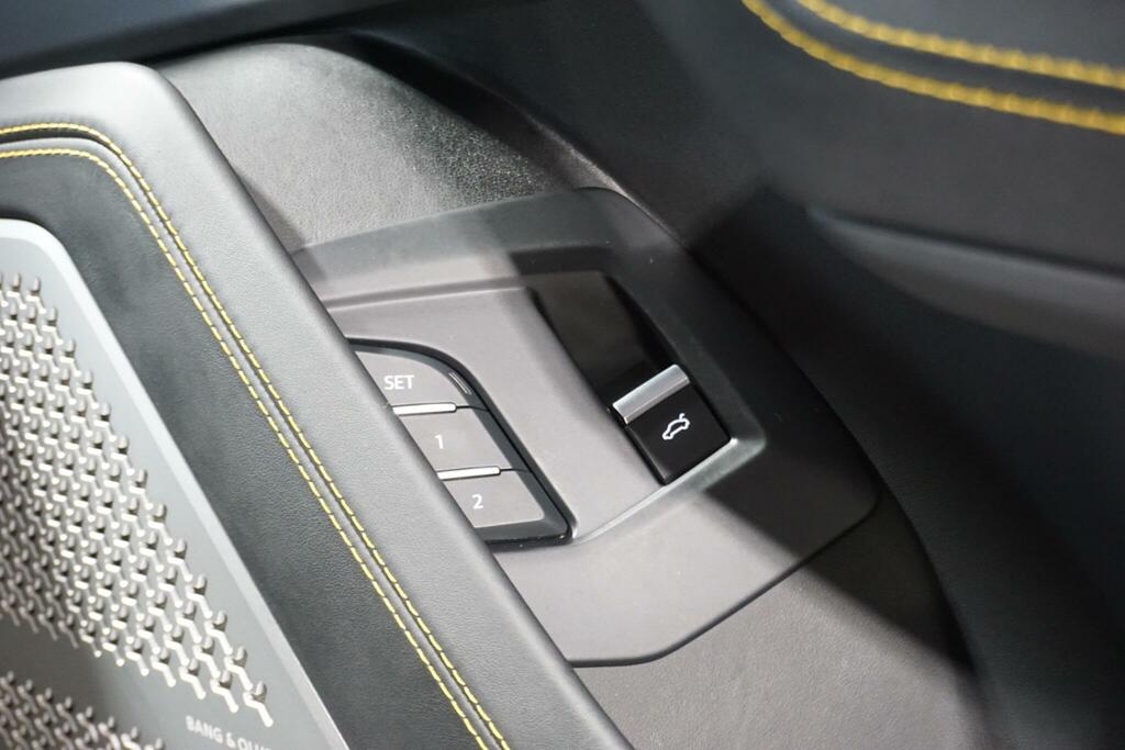 Lamborghini Urus Hatchback Orange #70