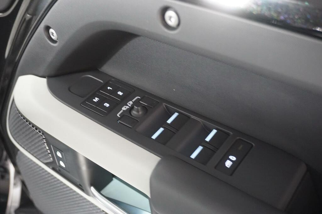 Land Rover Defender 110 V8 Carpathian Edition Grey #59