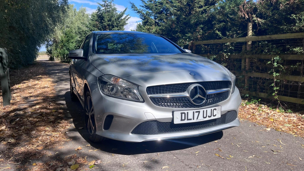 Mercedes-Benz A Class Hatchback DL17UJC #2