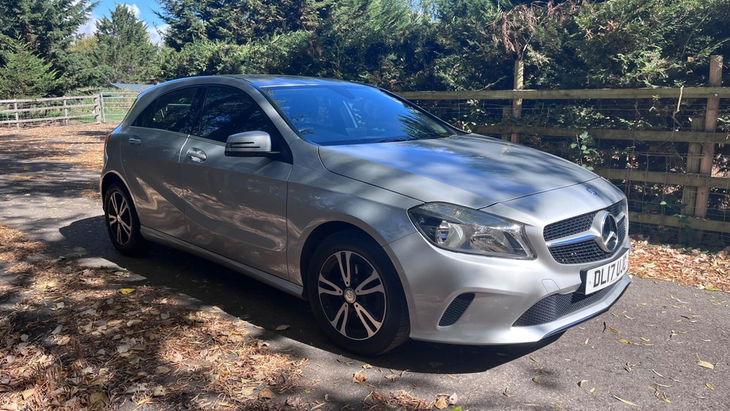 Mercedes-Benz A Class Hatchback DL17UJC