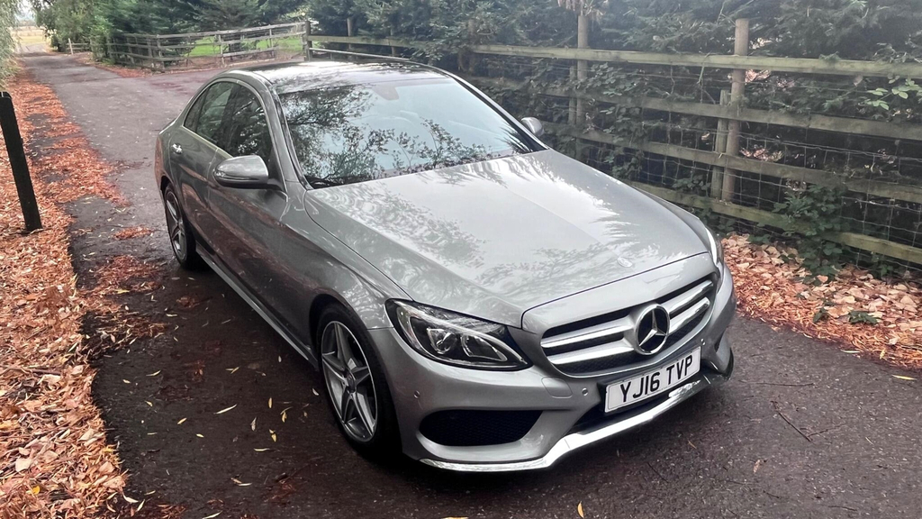 Mercedes-Benz C Class Saloon #4