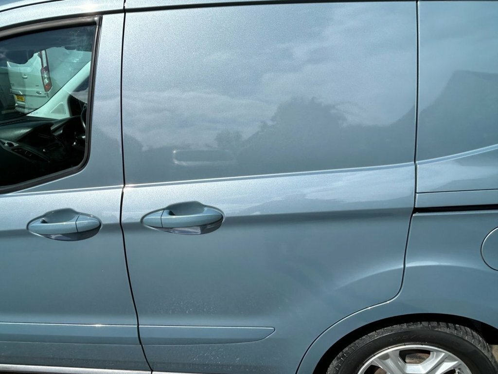 Ford Transit Courier Tdci White #68
