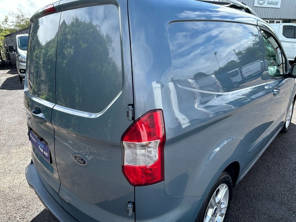Ford Transit Courier Tdci White #25