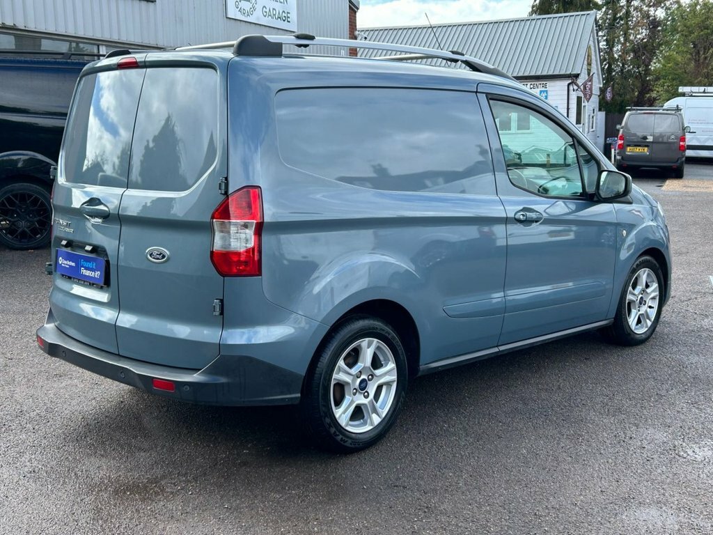 Ford Transit Courier Tdci White #48