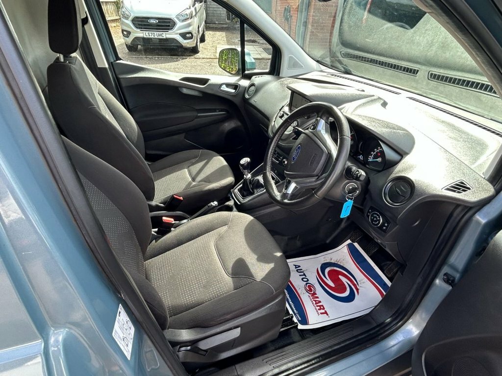 Ford Transit Courier Tdci White #54