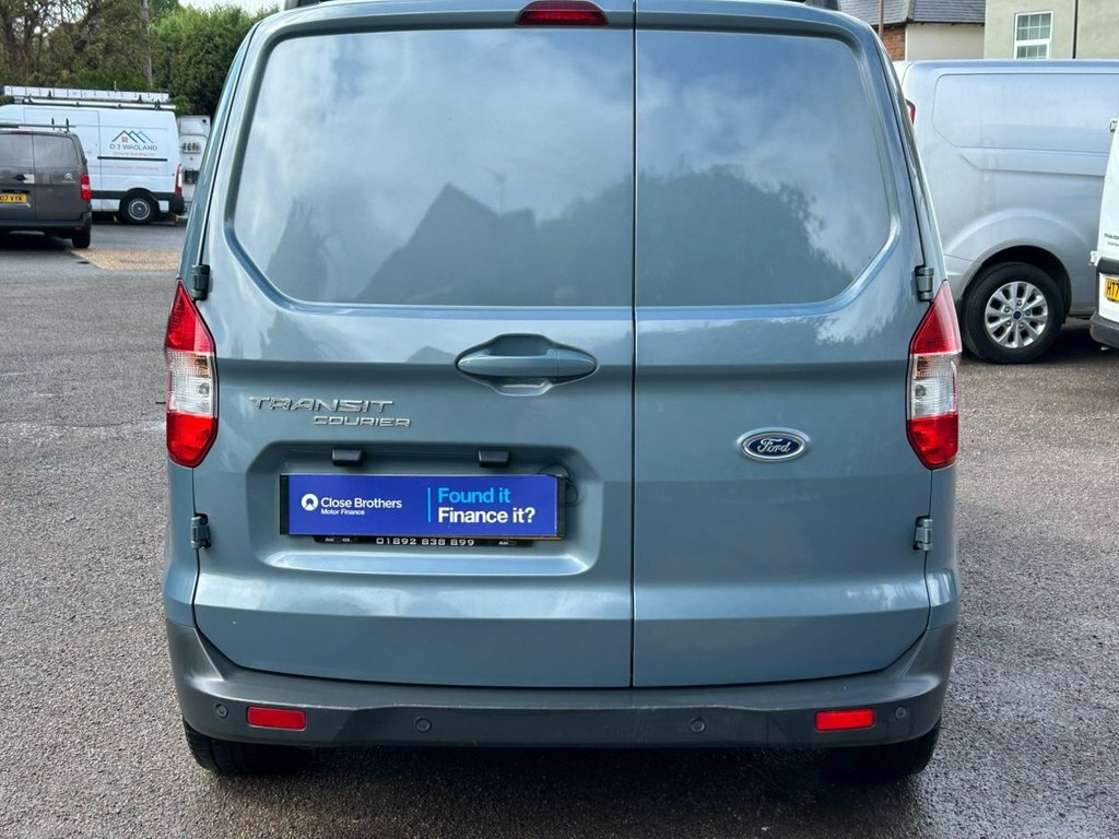 Ford Transit Courier Tdci White #49