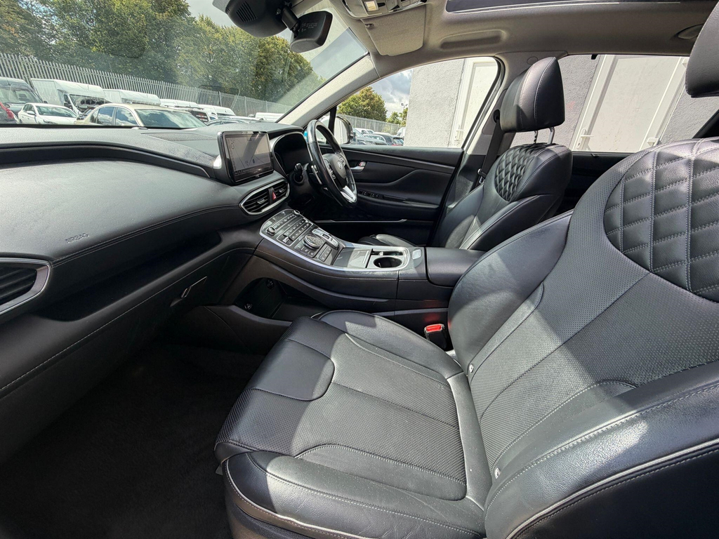 Hyundai Santa Fe Ultimate Black #61