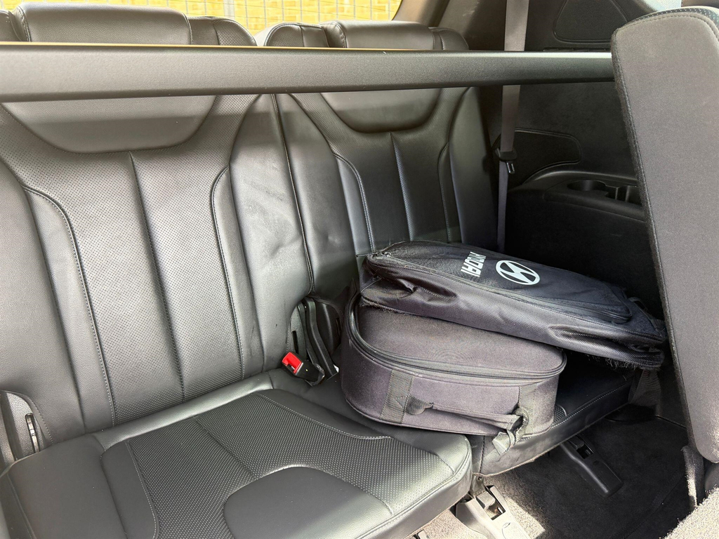 Hyundai Santa Fe Ultimate Black #34