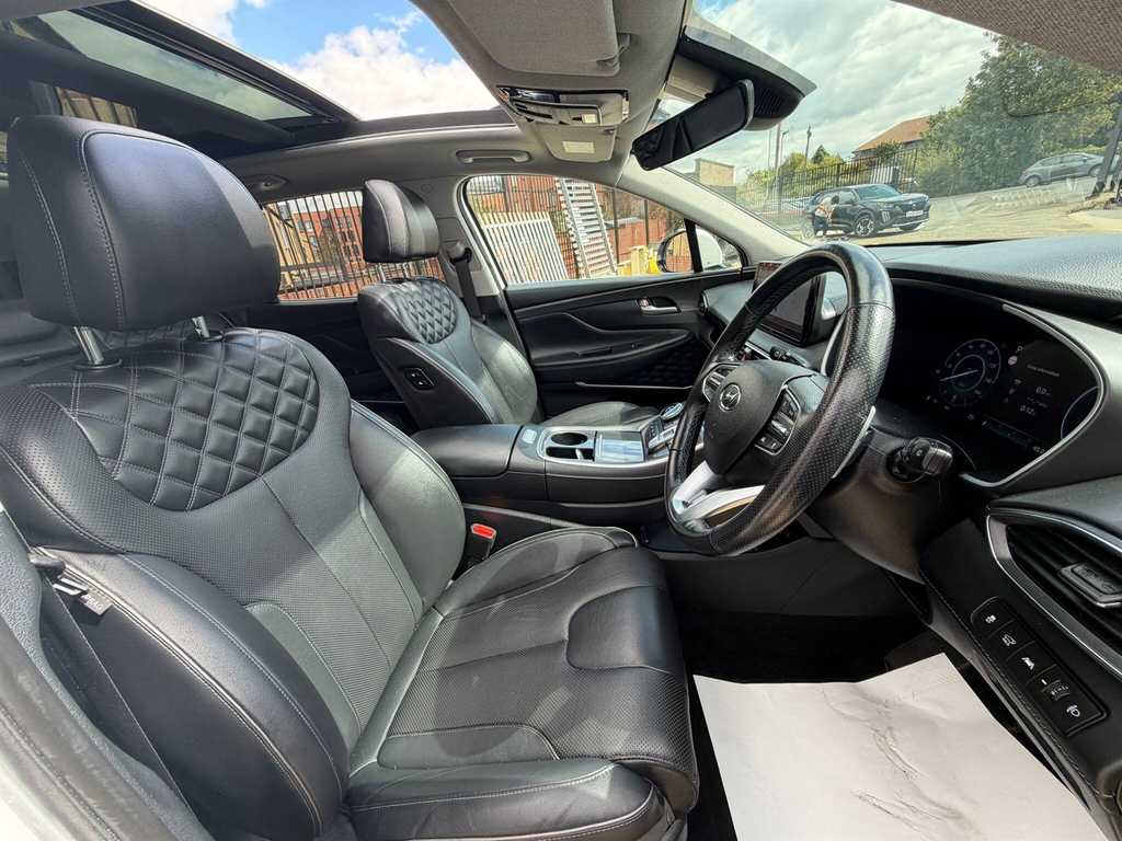 Hyundai Santa Fe Ultimate Black #31