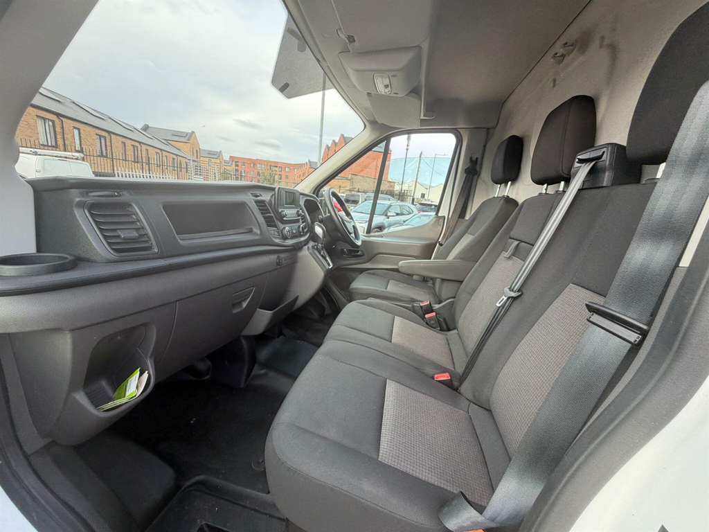 Ford Transit Custom Lwb L3 Luton White #31