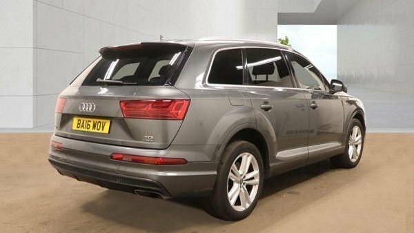 Audi Q7 Tdi V6 S Line Grey #4