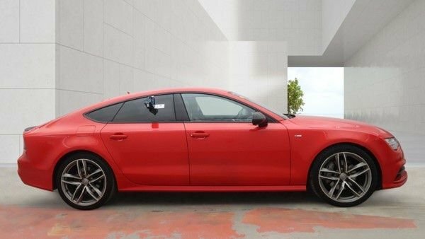 Audi A7 Tdi V6 Black Edition Red #5