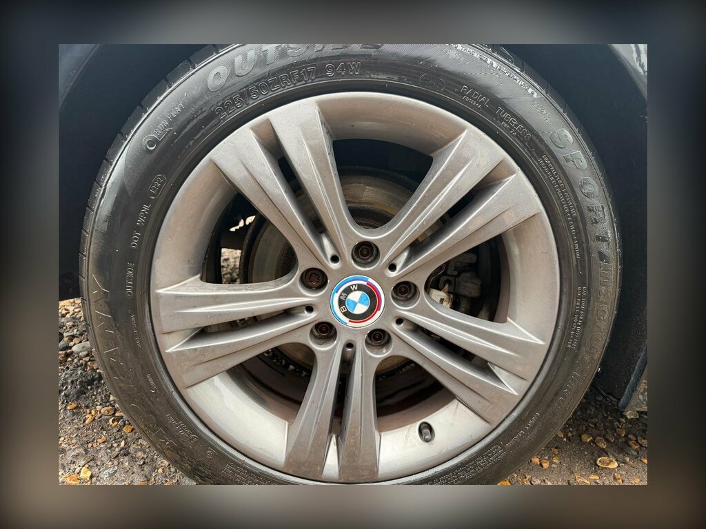 BMW 3 Series 2.0 320D Efficientdynamics Black #39