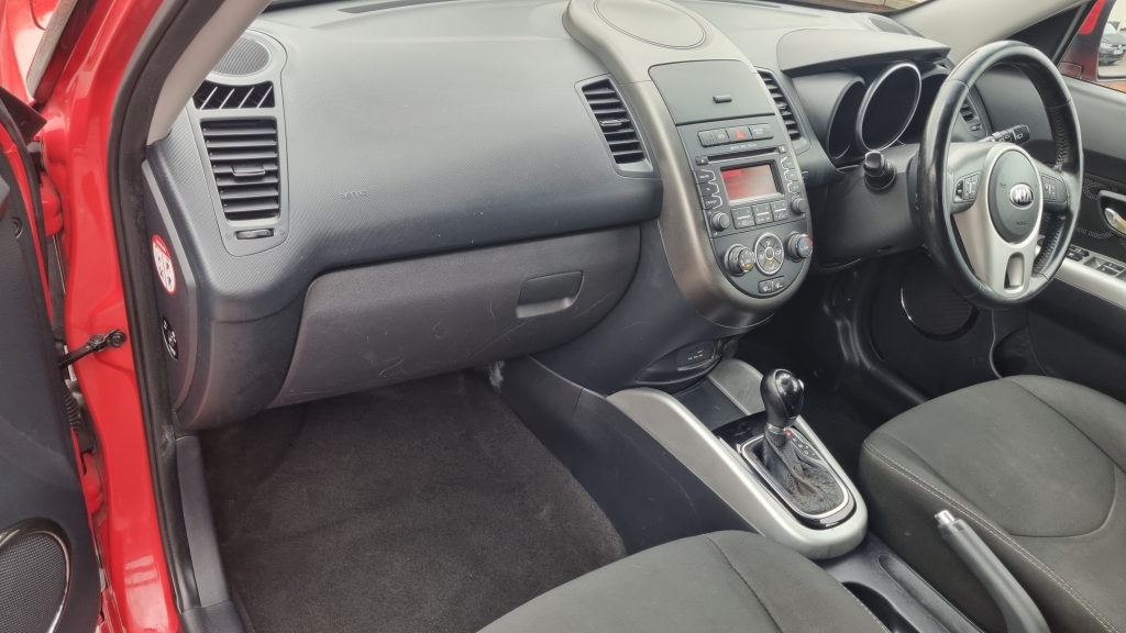 Kia Soul Quantum Silver #13