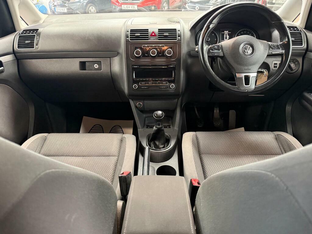 Volkswagen Touran Se Red #7