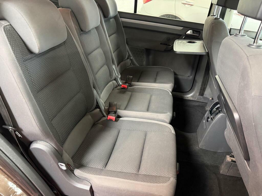 Volkswagen Touran Se Red #13