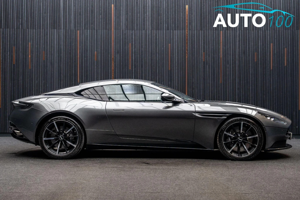 Aston Martin DB11 Silver #17