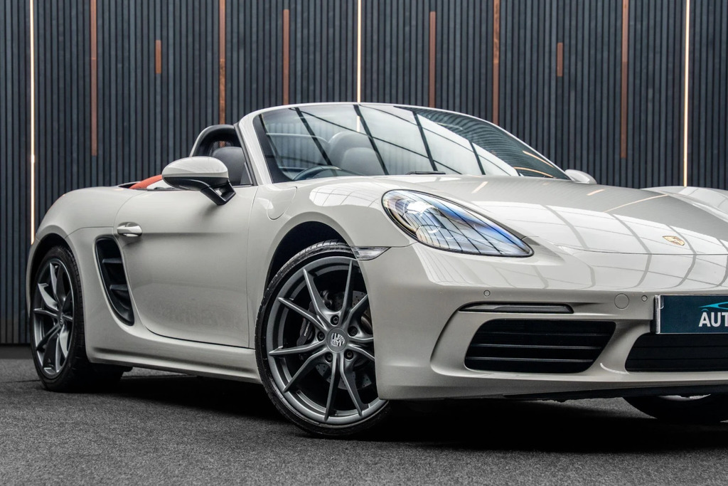 Porsche 718 Boxster 2L Null White #8