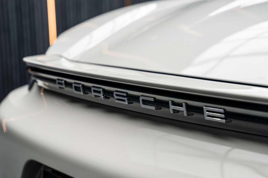 Porsche 718 Boxster 2L Null White #24