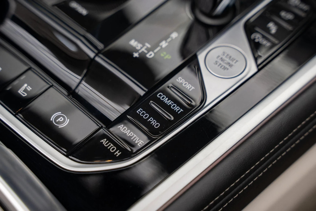 BMW 8 Series 840I Coupe Black #30