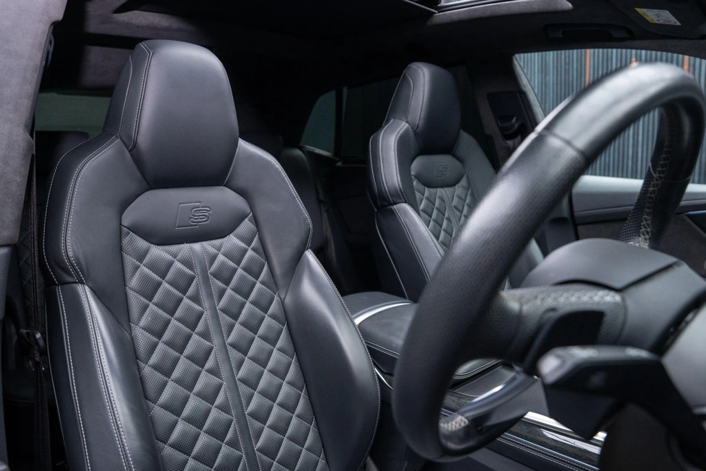 Audi Q8 e tron Q8 Black Edition 55 Tfsi E Quattro Grey #12