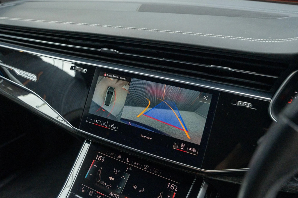 Audi Q8 e tron Q8 Black Edition 55 Tfsi E Quattro Grey #8