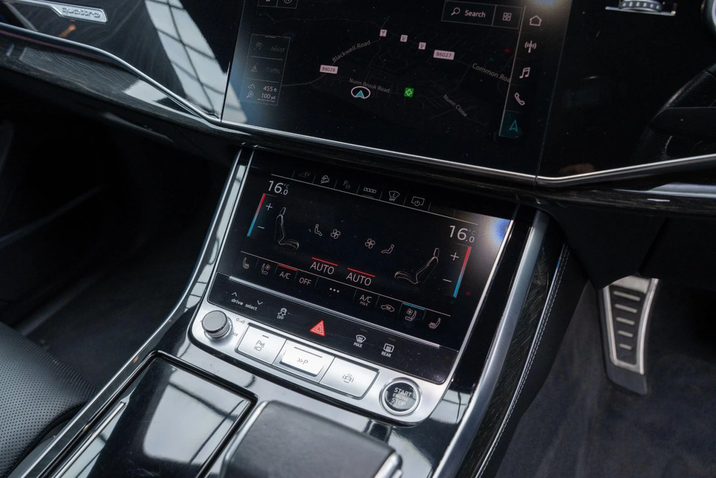 Audi Q8 e tron Q8 Black Edition 55 Tfsi E Quattro Grey #35