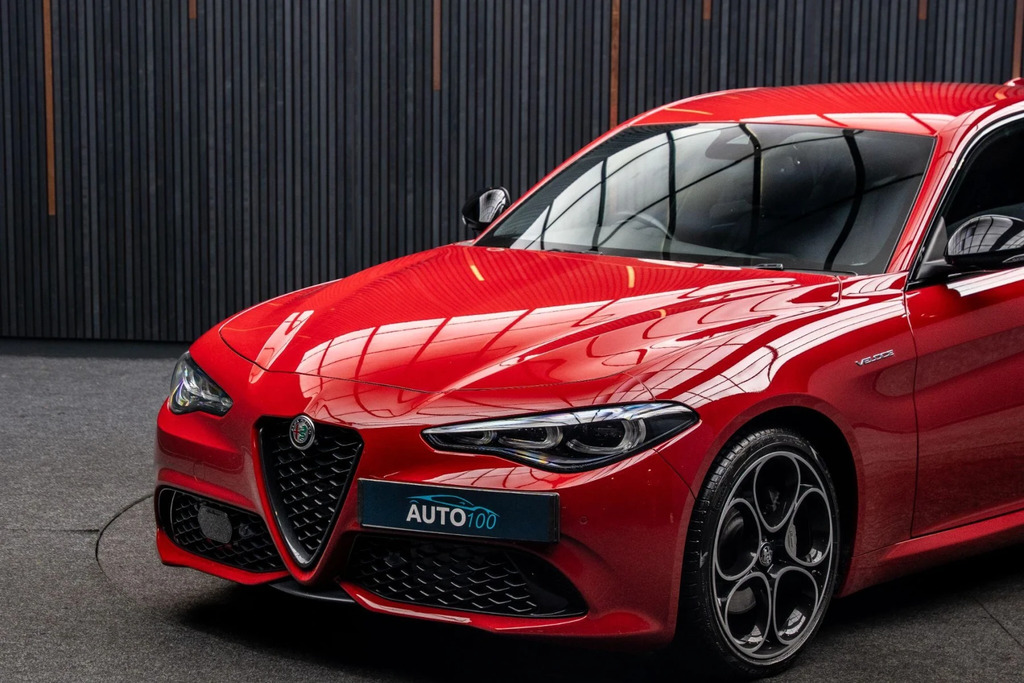 Alfa Romeo Giulia 2.0T Veloce Euro 6 Ss YH23MFK Red #5