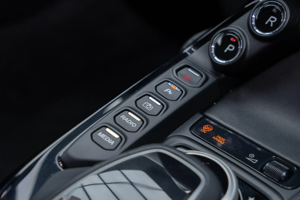 Aston Martin Vantage V8 Black #22