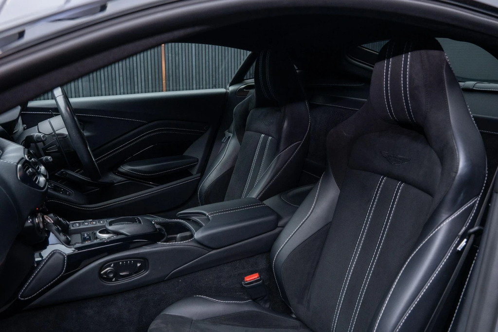 Aston Martin Vantage V8 Black #32