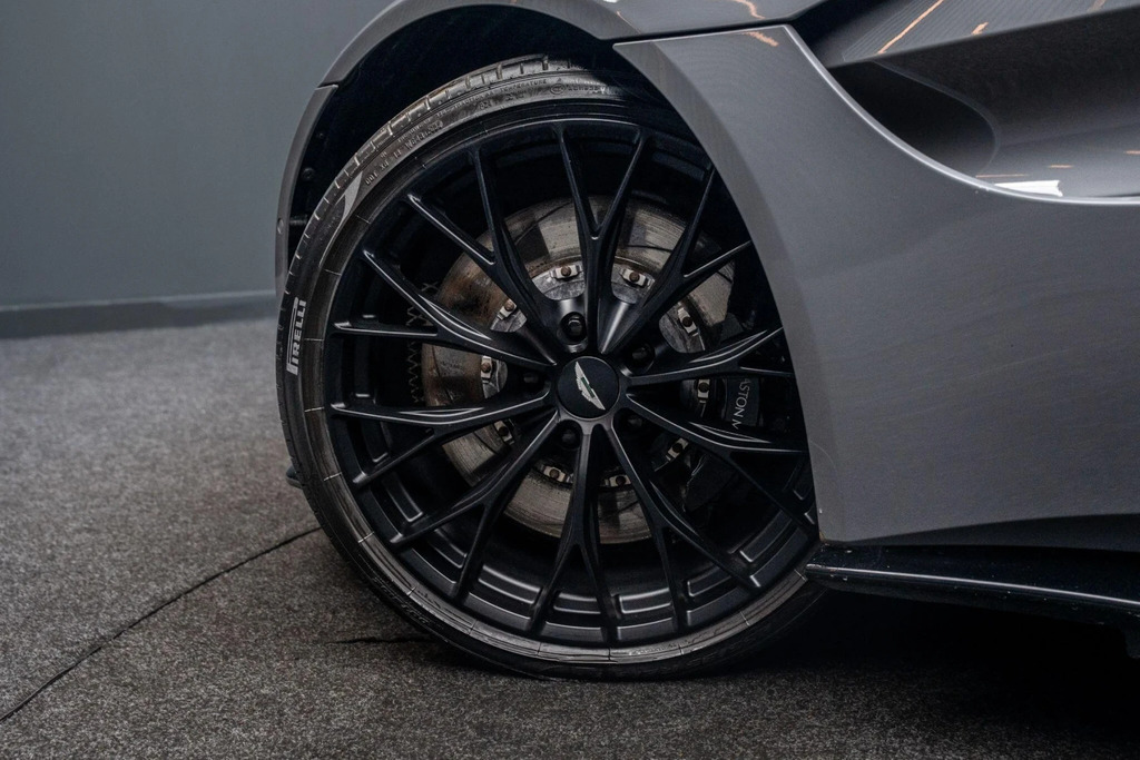 Aston Martin Vantage V8 Black #13