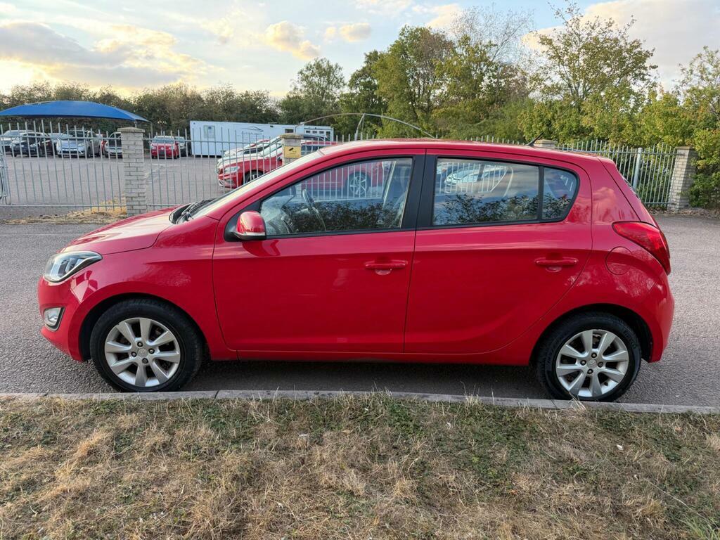 Hyundai I20 1.2 Active Euro 5 Red #4