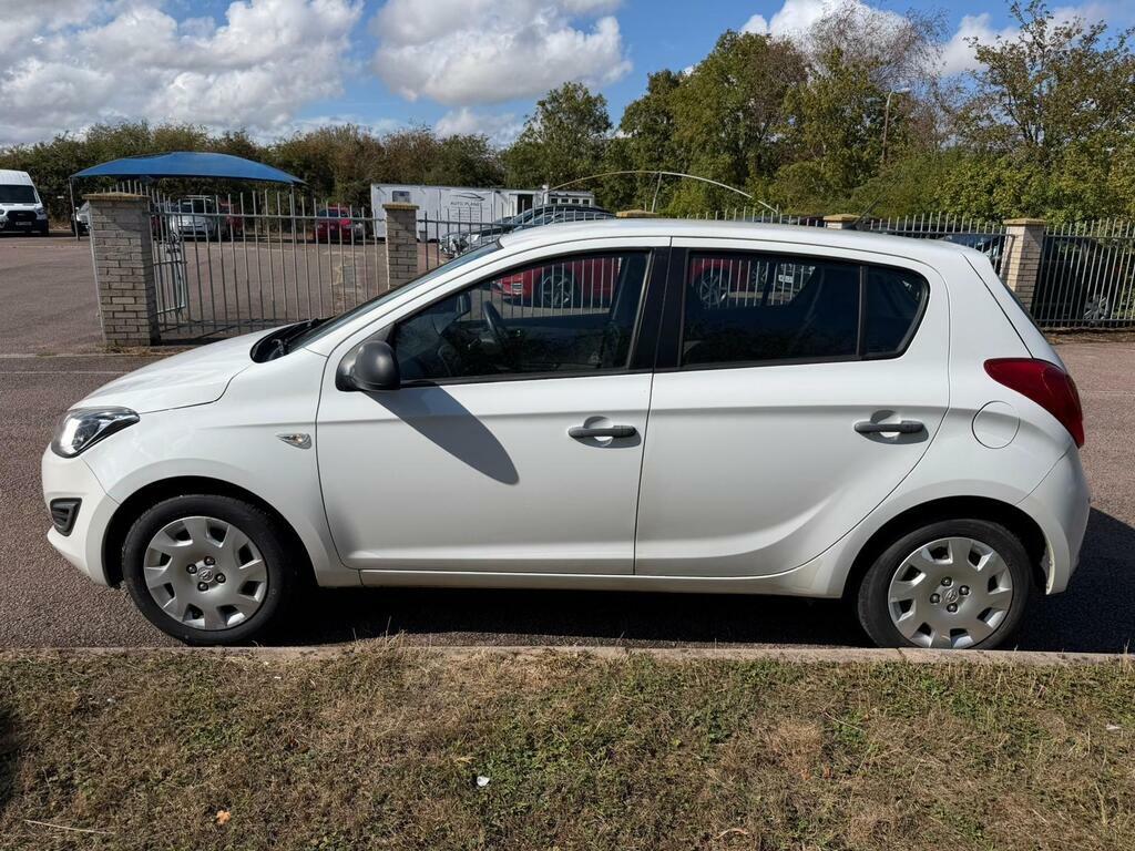 Hyundai I20 1.2 Classic Euro 5 White #5