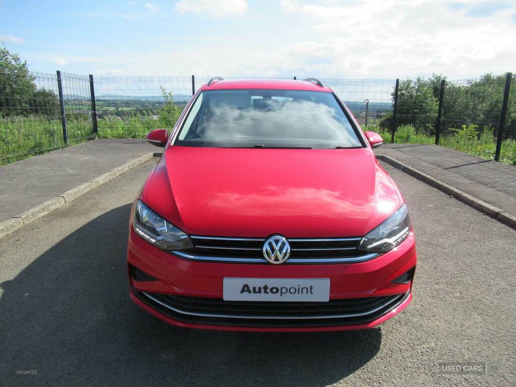 Volkswagen Golf SV 1.0 Tsi 110 Se Red #6