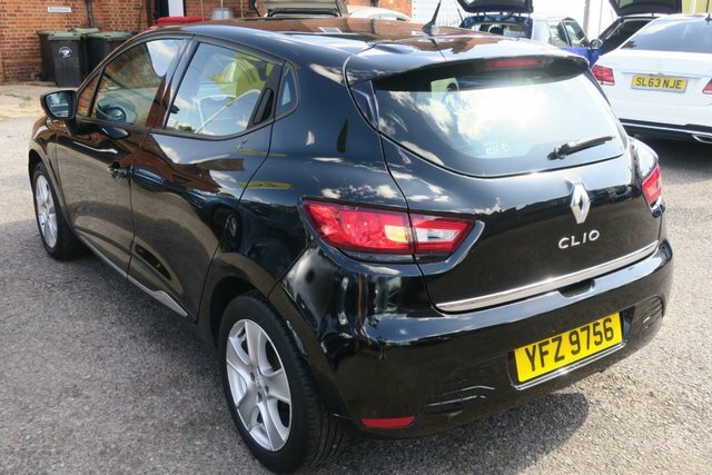 Renault Clio 2015 1.2 16V Dynamique Nav Hatchback Ma YFZ9756 Black #3