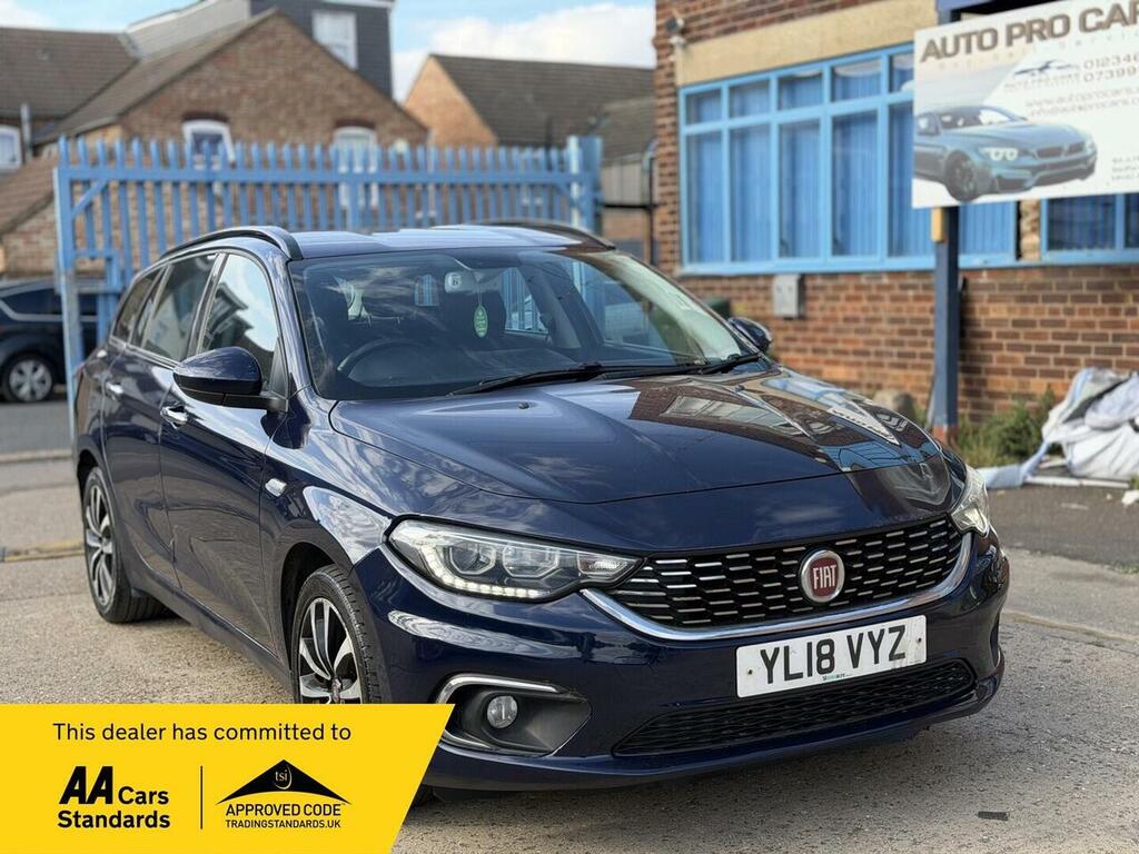 Fiat Tipo 1.4 T-jet Lounge Euro 6 Ss Blue