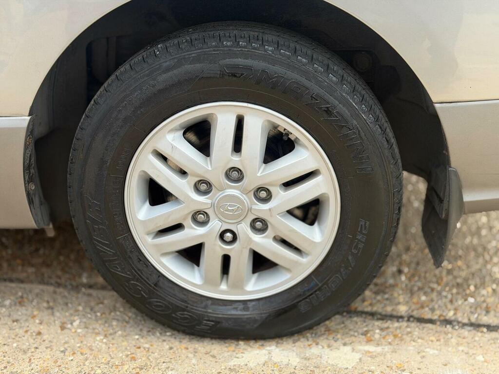 Hyundai I800 Mpv Silver #55