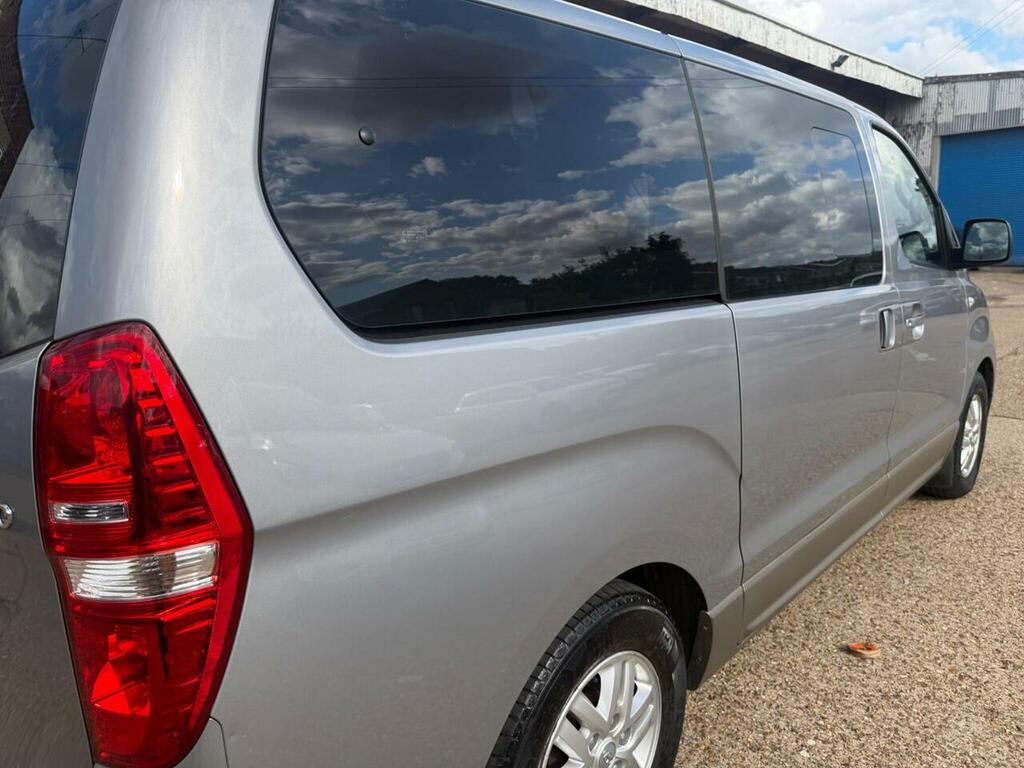 Hyundai I800 Mpv Silver #12