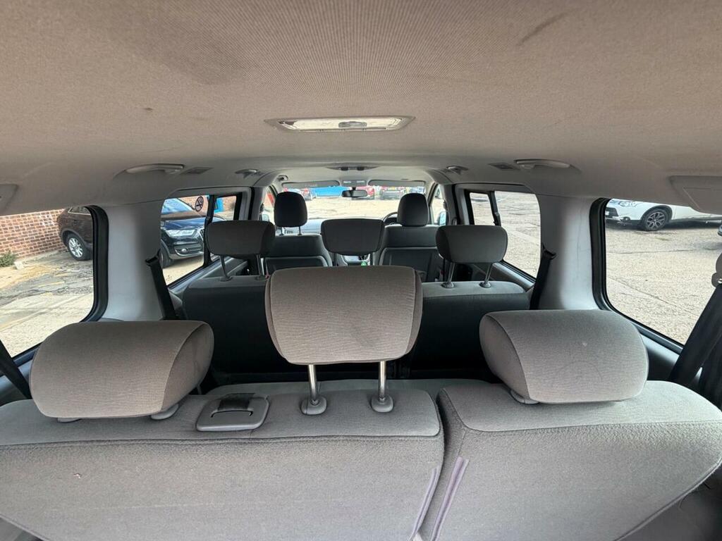 Hyundai I800 Mpv Silver #20