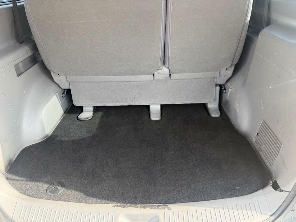 Hyundai I800 Mpv Silver #19