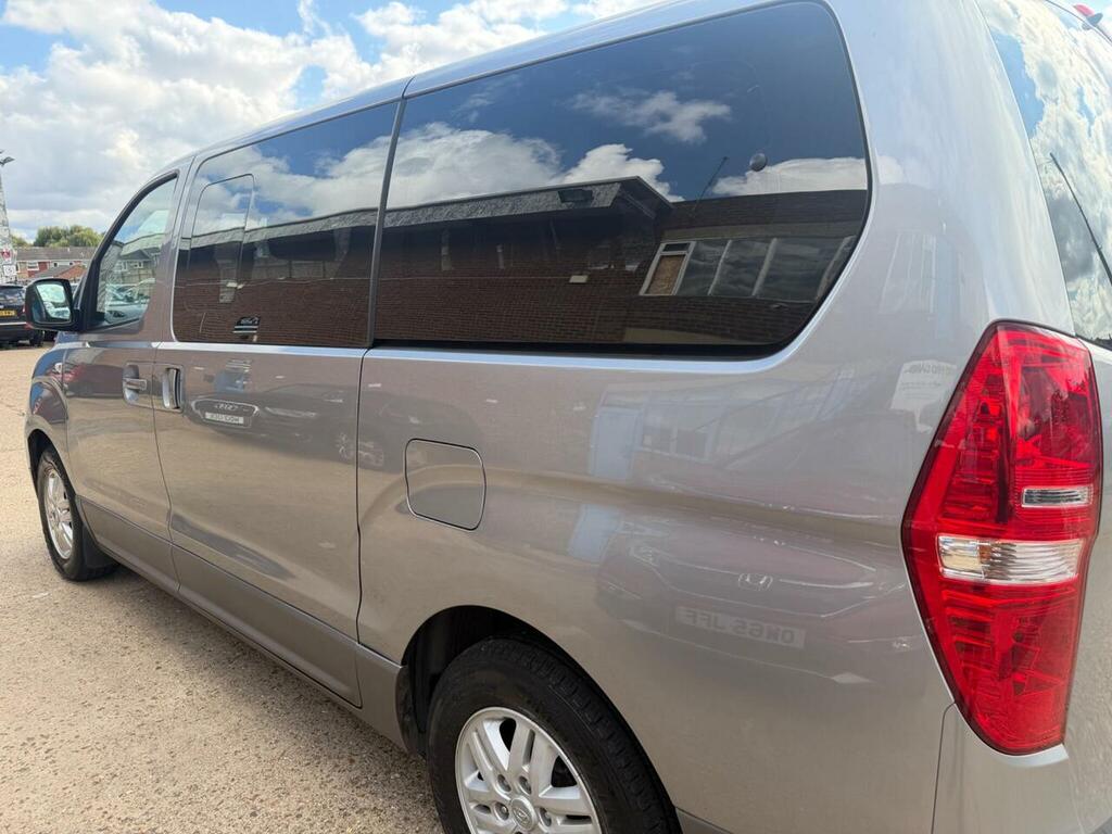 Hyundai I800 Mpv Silver #13