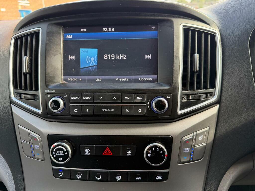 Hyundai I800 Mpv Silver #46