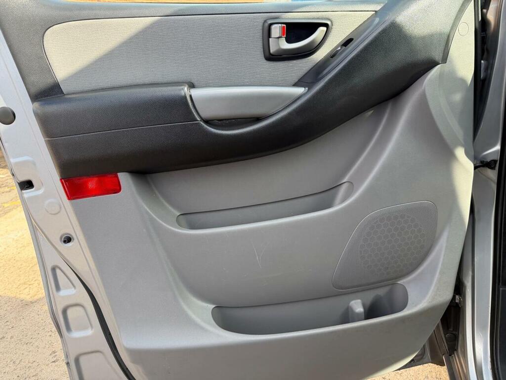 Hyundai I800 Mpv Silver #42