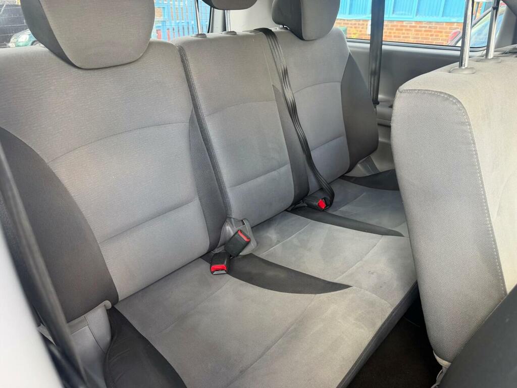 Hyundai I800 Mpv Silver #22