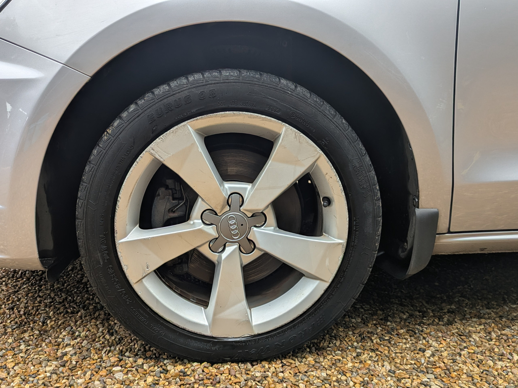 Audi A1 Hatchback Silver #15